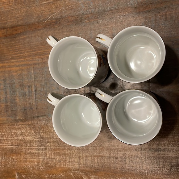 Norman Rockwell Mug Set - Picture 7 of 7